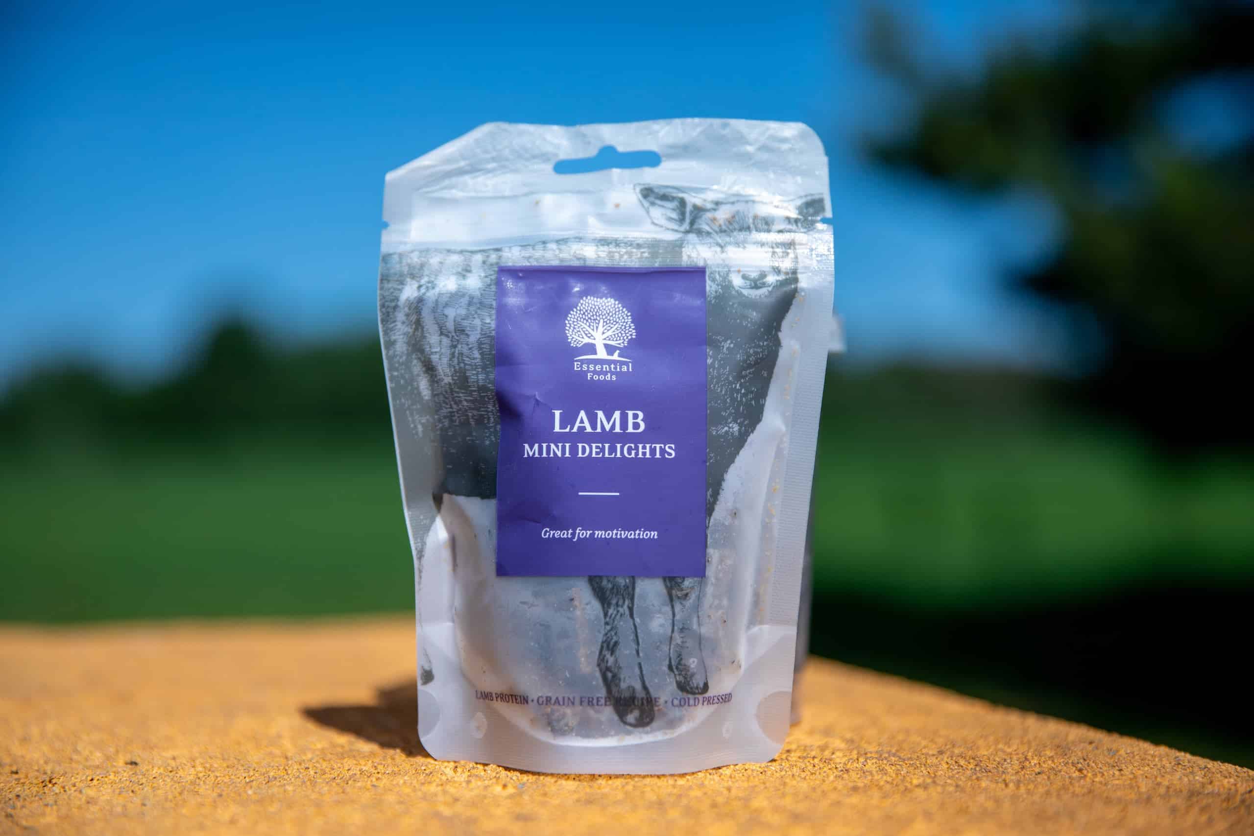 Treeningmaius koertele - Essential lambaliha mini maius 100 g