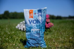 Toortoit kutsikale - VOM Puppy lihapall, 2,5 kg kutsika täistoit